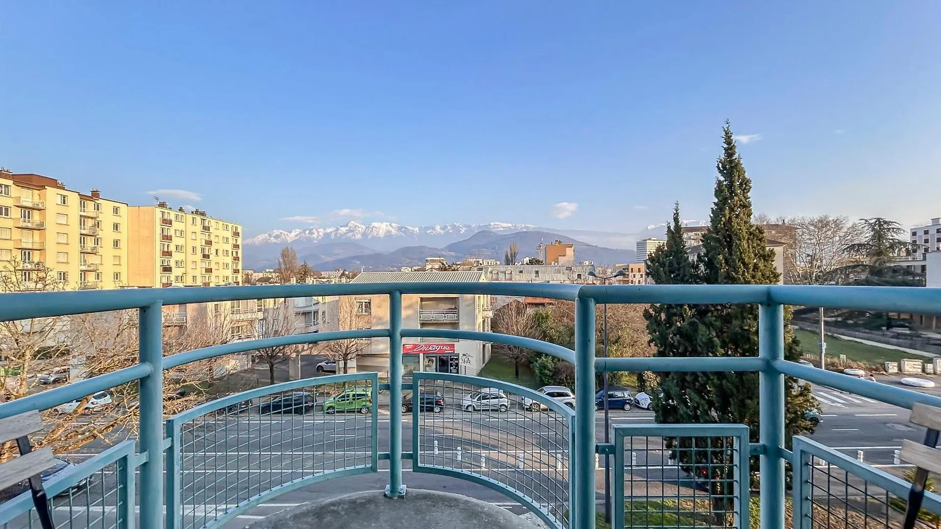Studio Lumineux Vue Montagne Grenoble 0*,  France