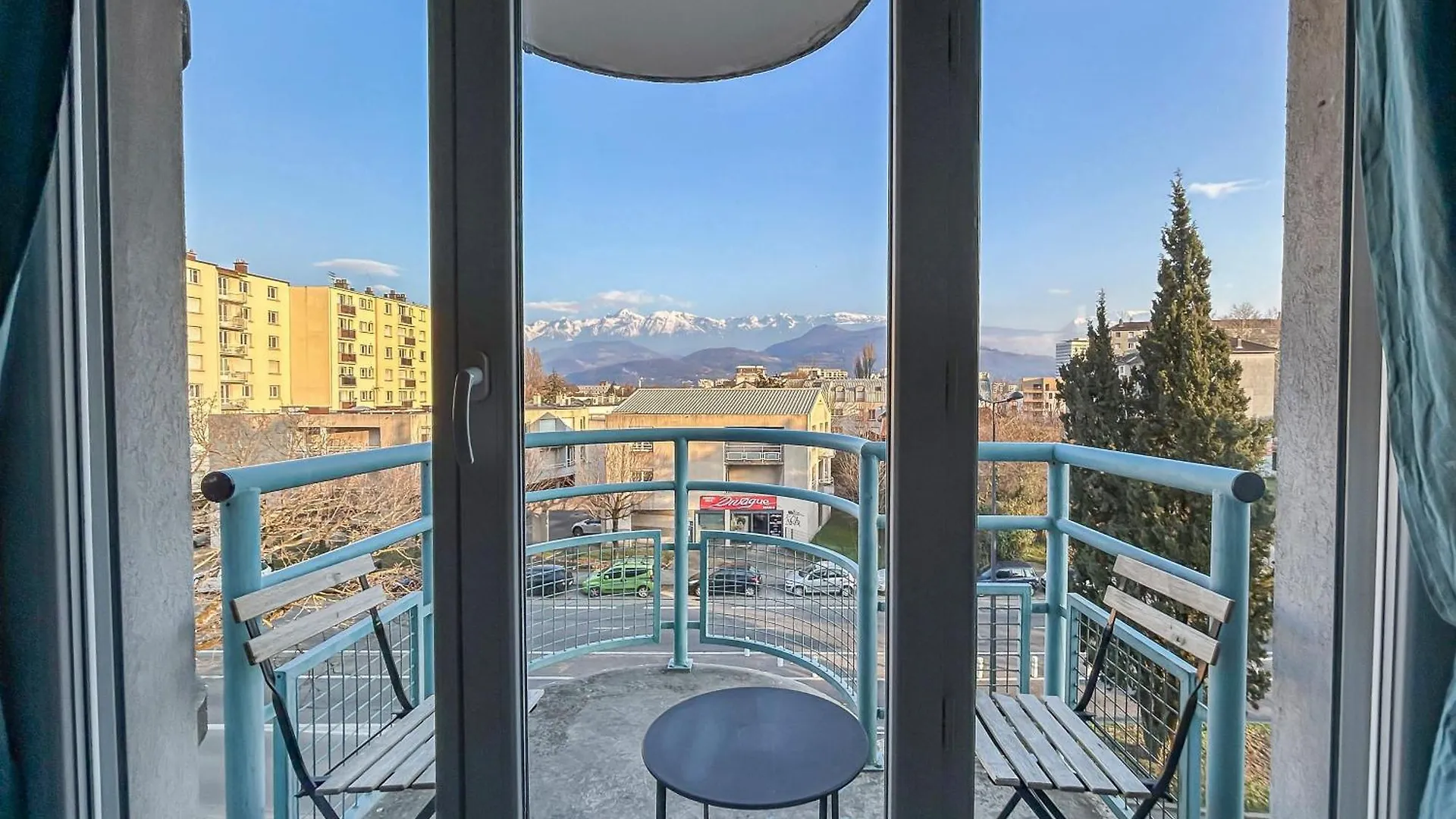 Studio Lumineux Vue Montagne Grenoble France